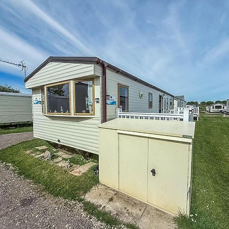 8 Berth Caravan With Decking At Sunnydale In Lincolnshire Ref 35087S Louth  Extérieur photo